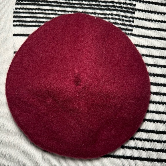 Vintage Wool Burgundy Beret - Picture 1 of 2